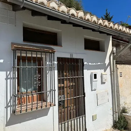 Casa Cueva Sacromonte BeneVarez Brother Law SL-2